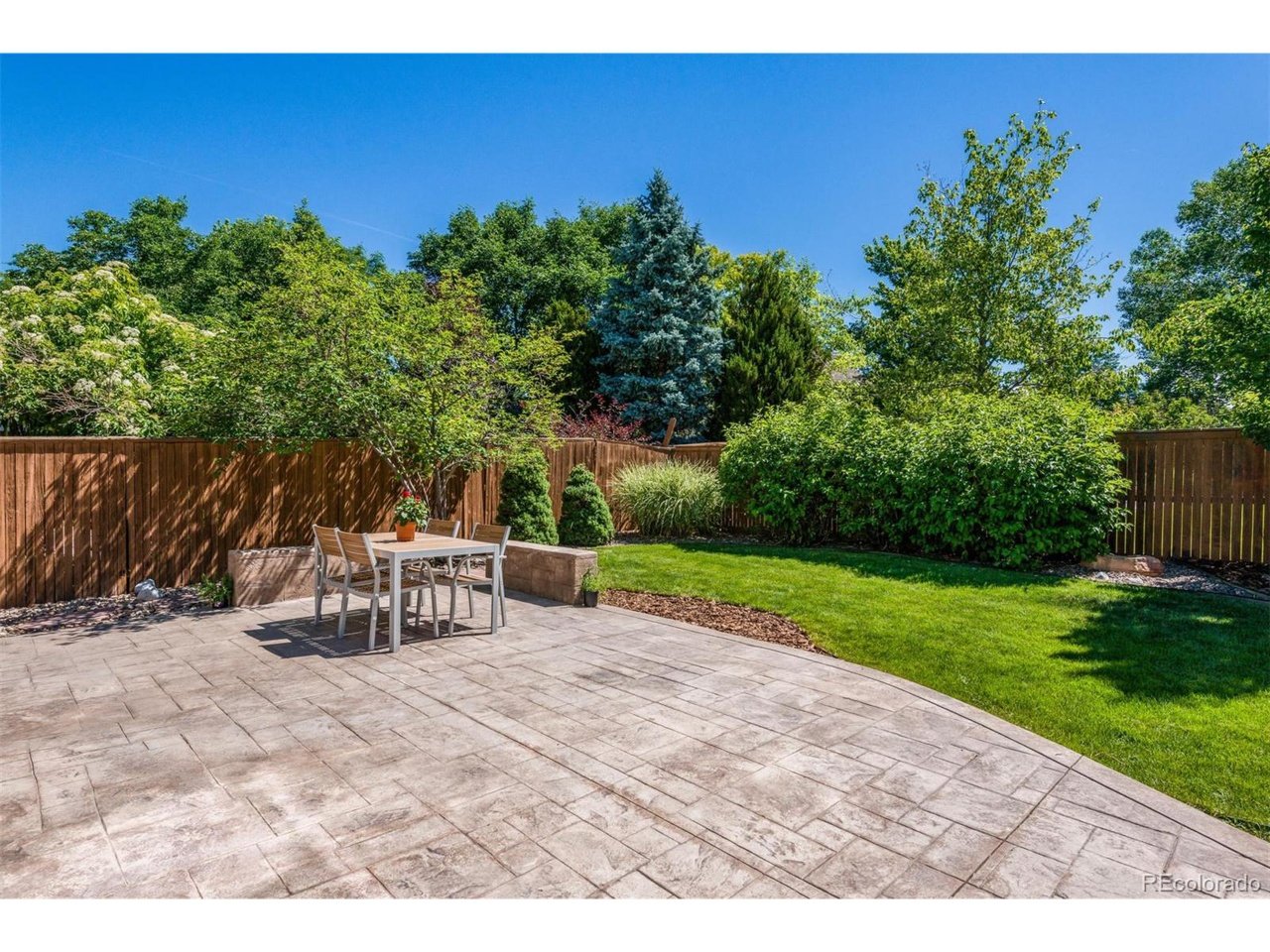 9250 Buttonhill Ct
