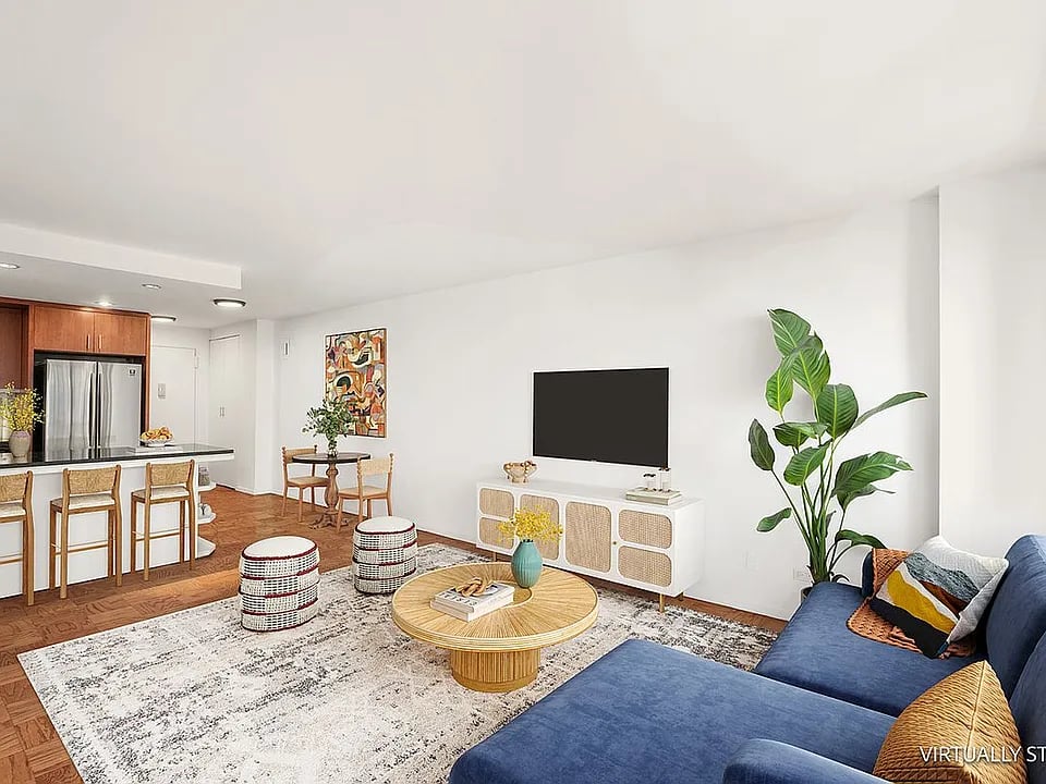 16 West 16th Street 7RN