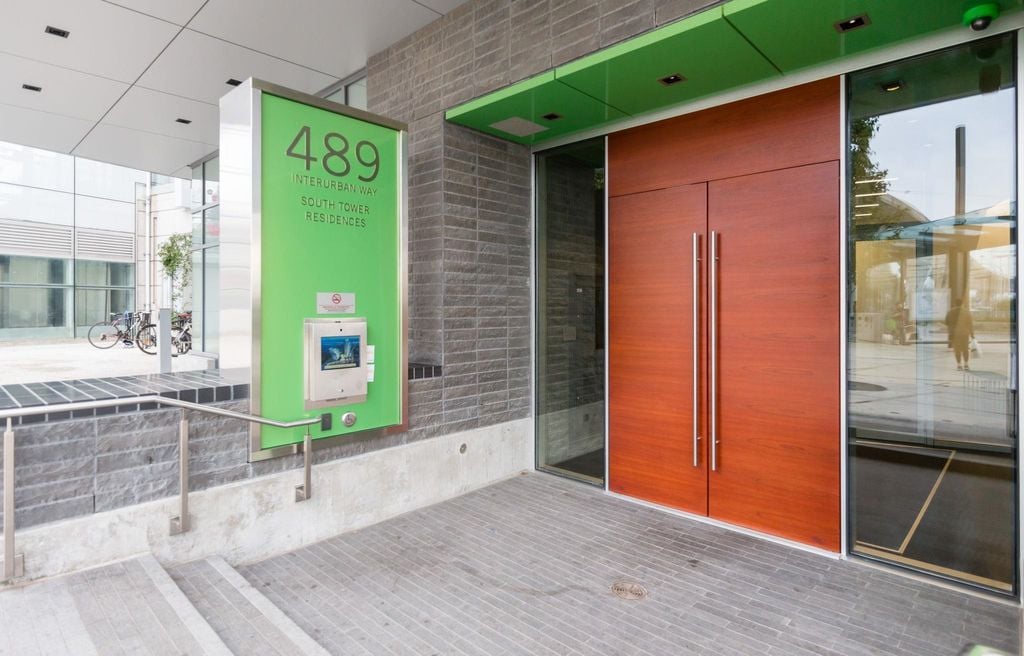489 Interurban Wy, #1704