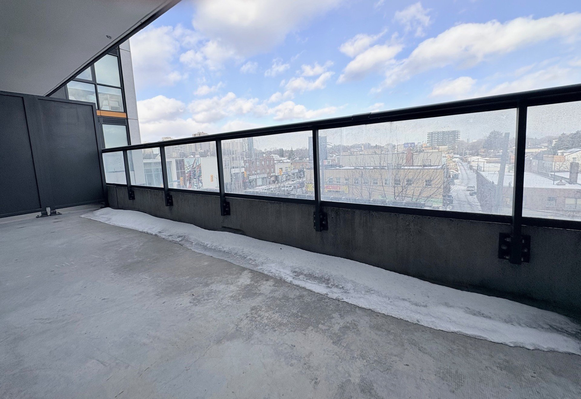 1603 Eglinton Avenue W 321