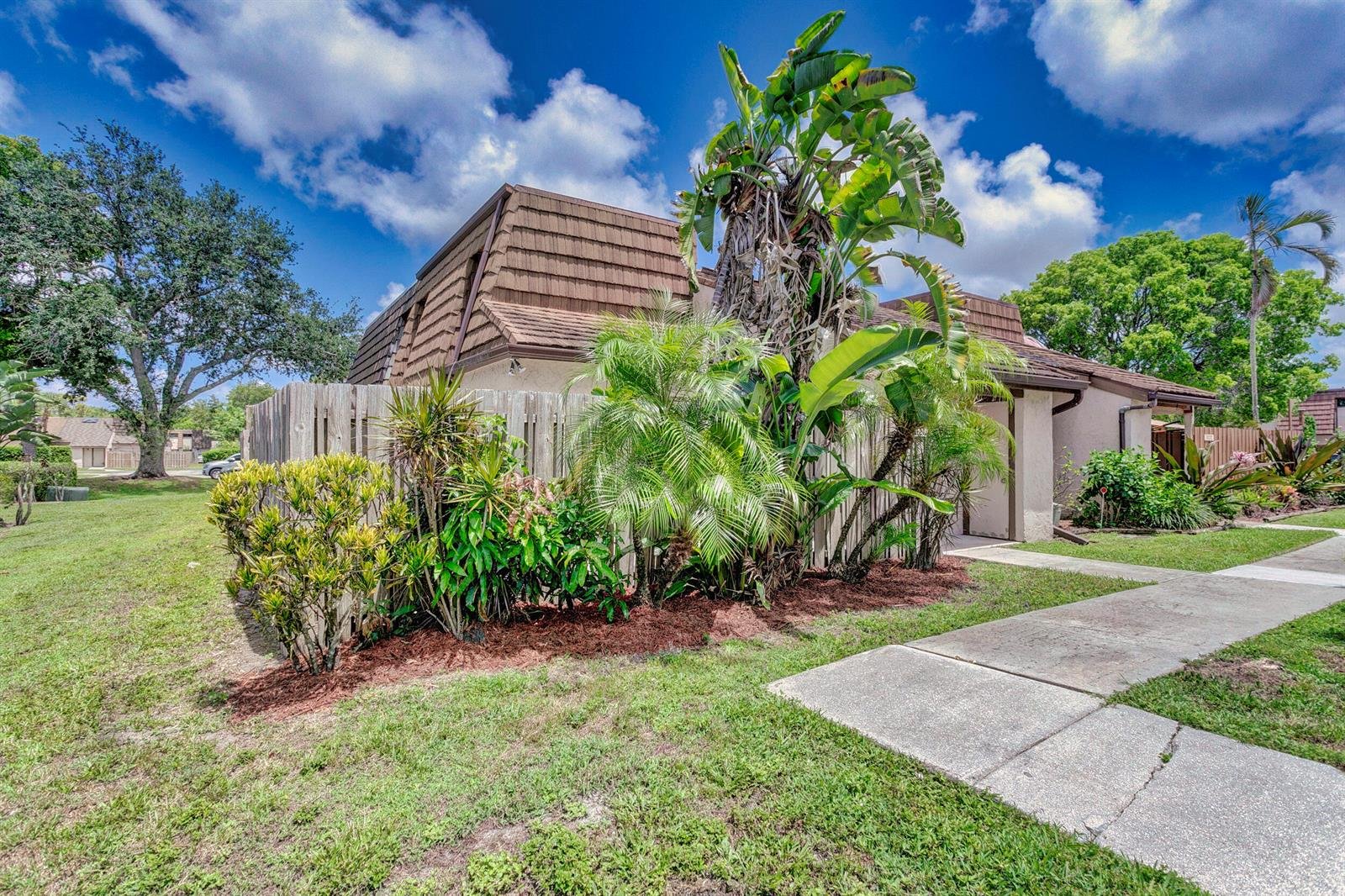 4127 Palm Bay Circle 