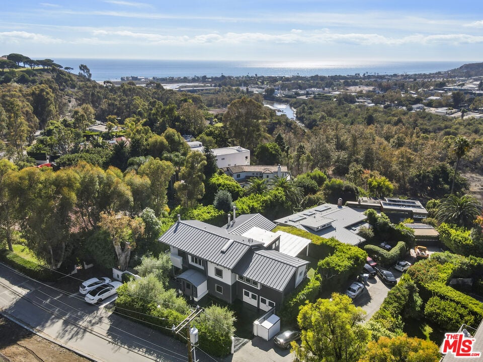 Solis Vista, Serra Rd, 90265