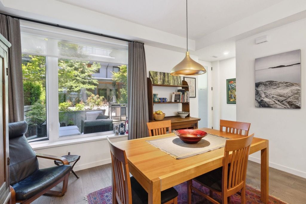 528 E 2nd St, #54