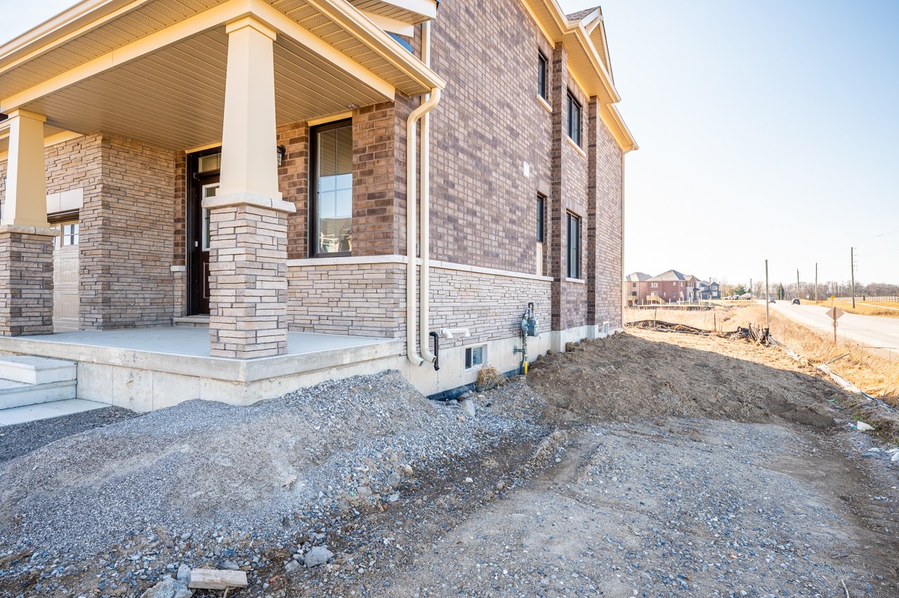 24 Basswood Crescent