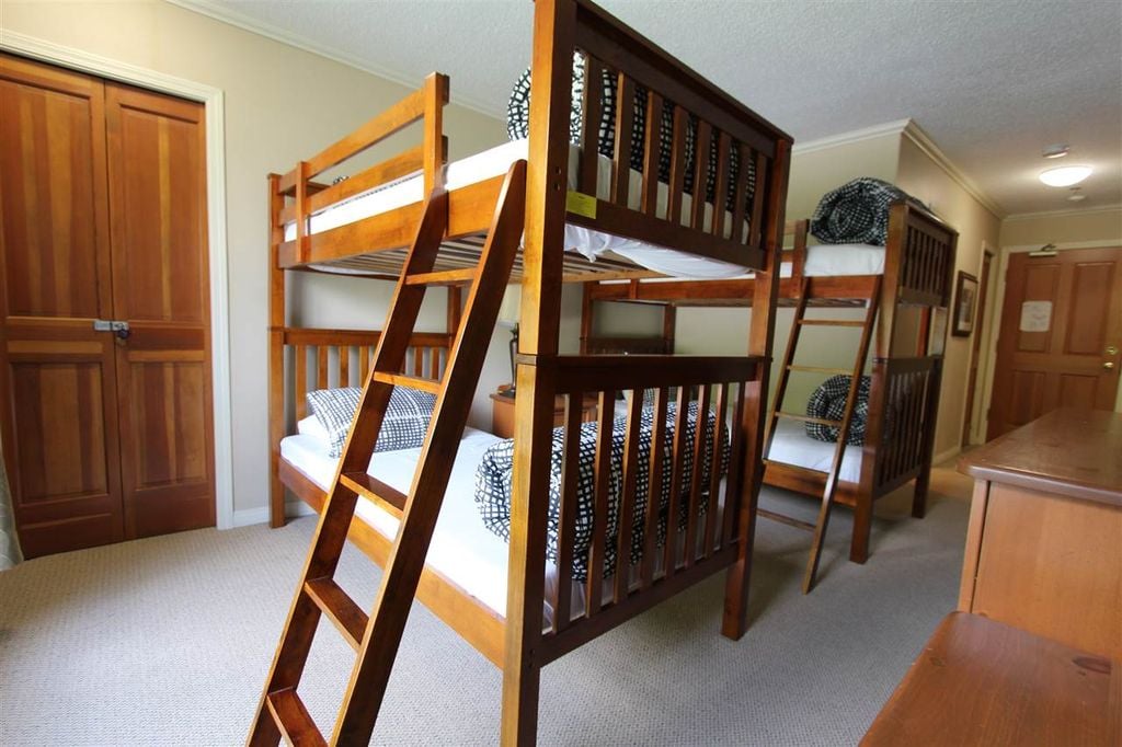 4905 Spearhead Pl 327 328