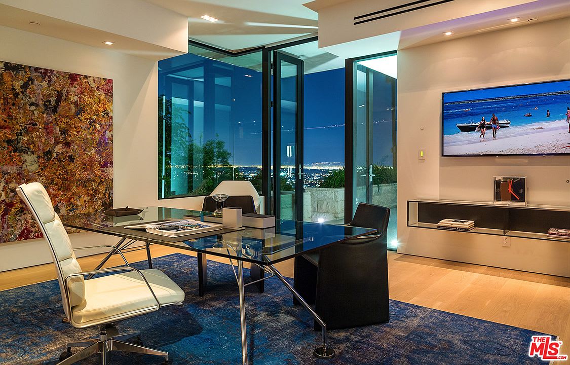 Infinity Palazzo