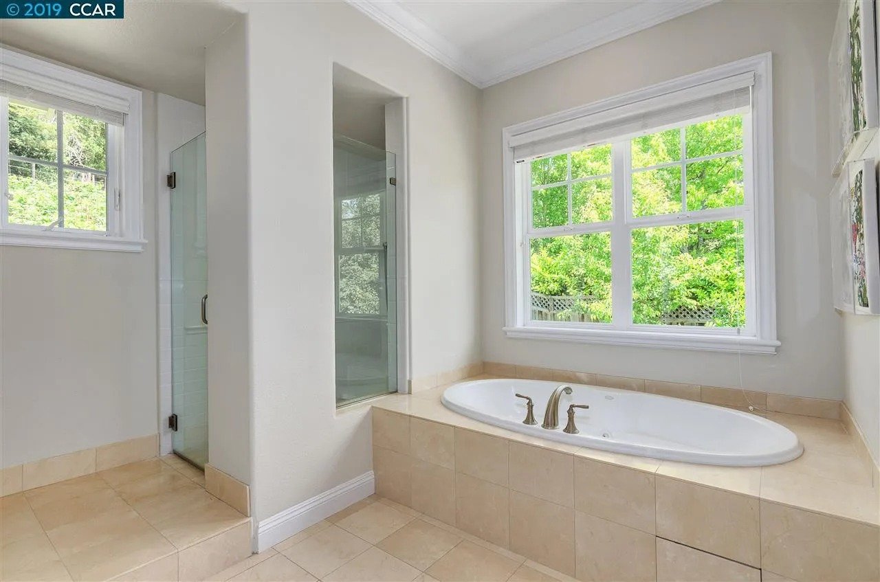 21 Sandy Ct