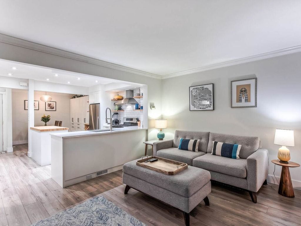 1910 Cedar Village Cres, #49