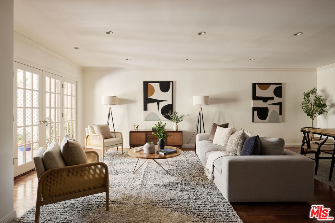8963 Burton Way Unit: 104