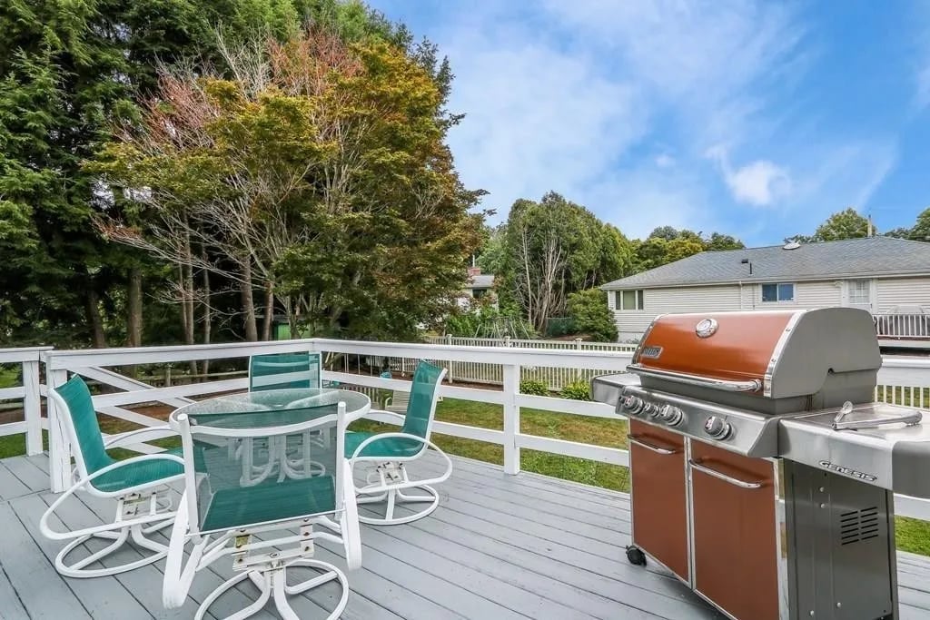 165 Evelyn Rd