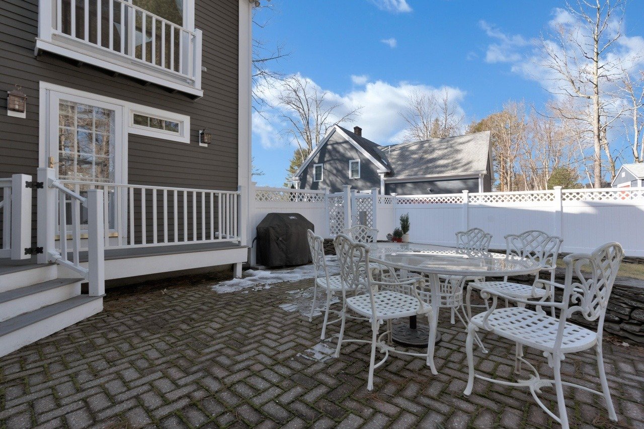 105 Pennacook Cir