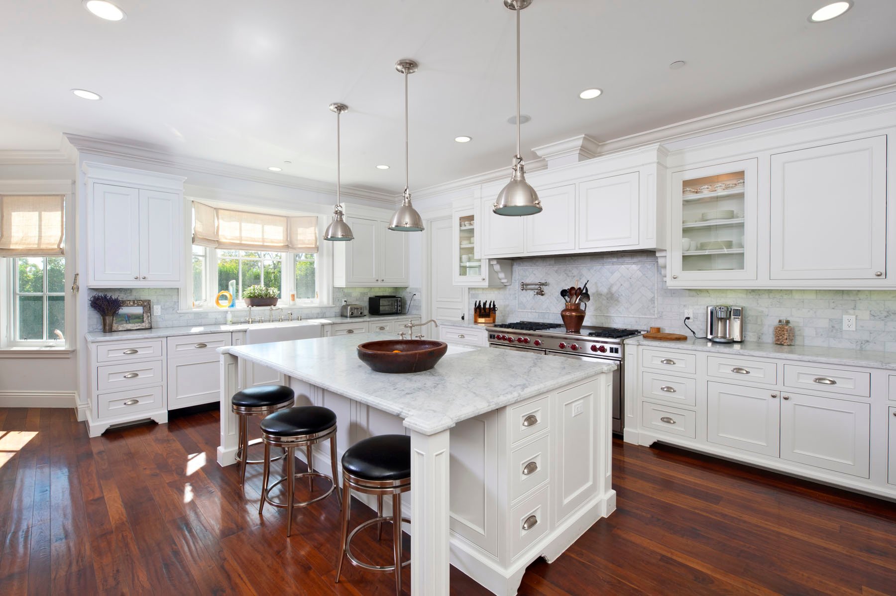 1258 Amalfi Dr