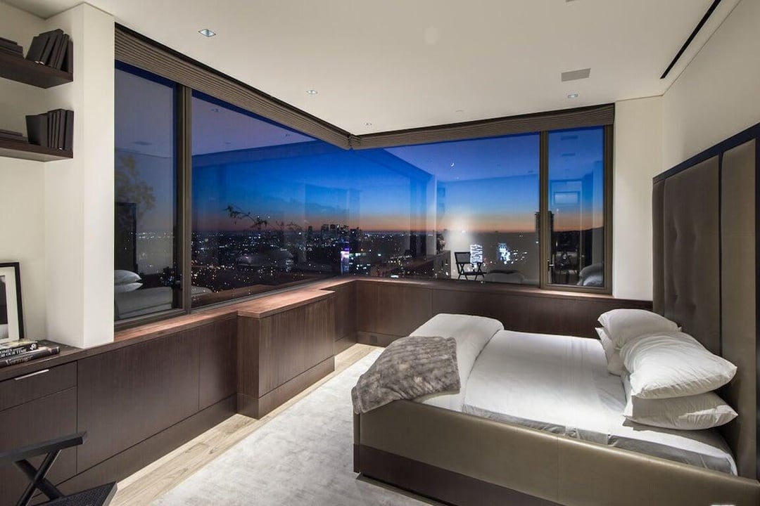 View Sapphire