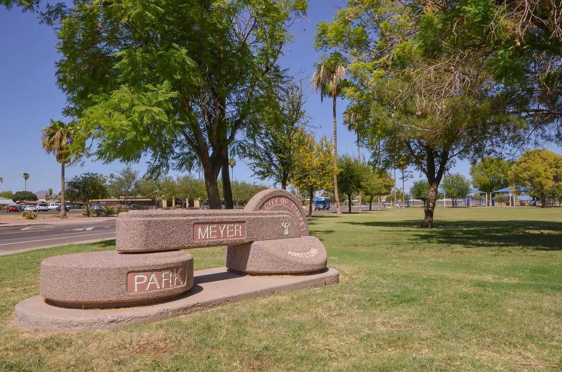 1316 E Bishop Dr