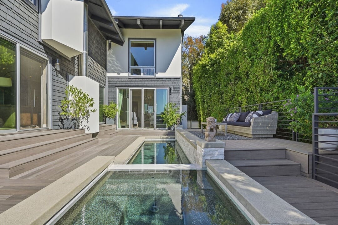 Solis Vista, Serra Rd, 90265