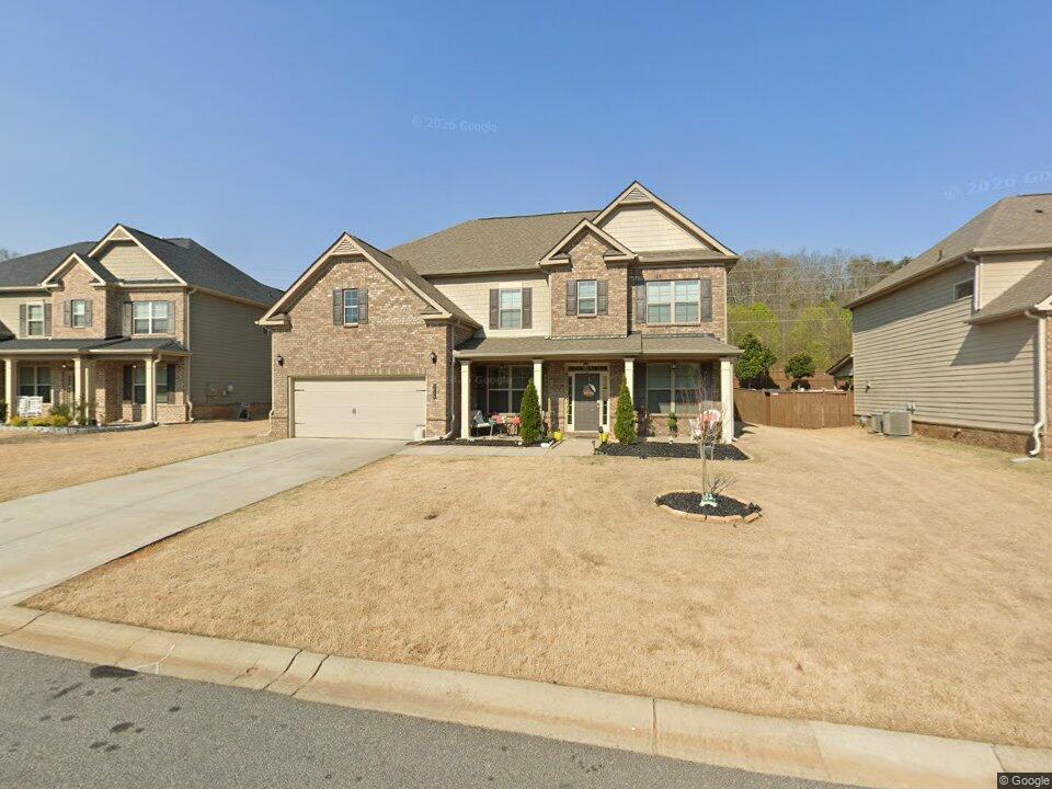 1665 Dahlia Dr