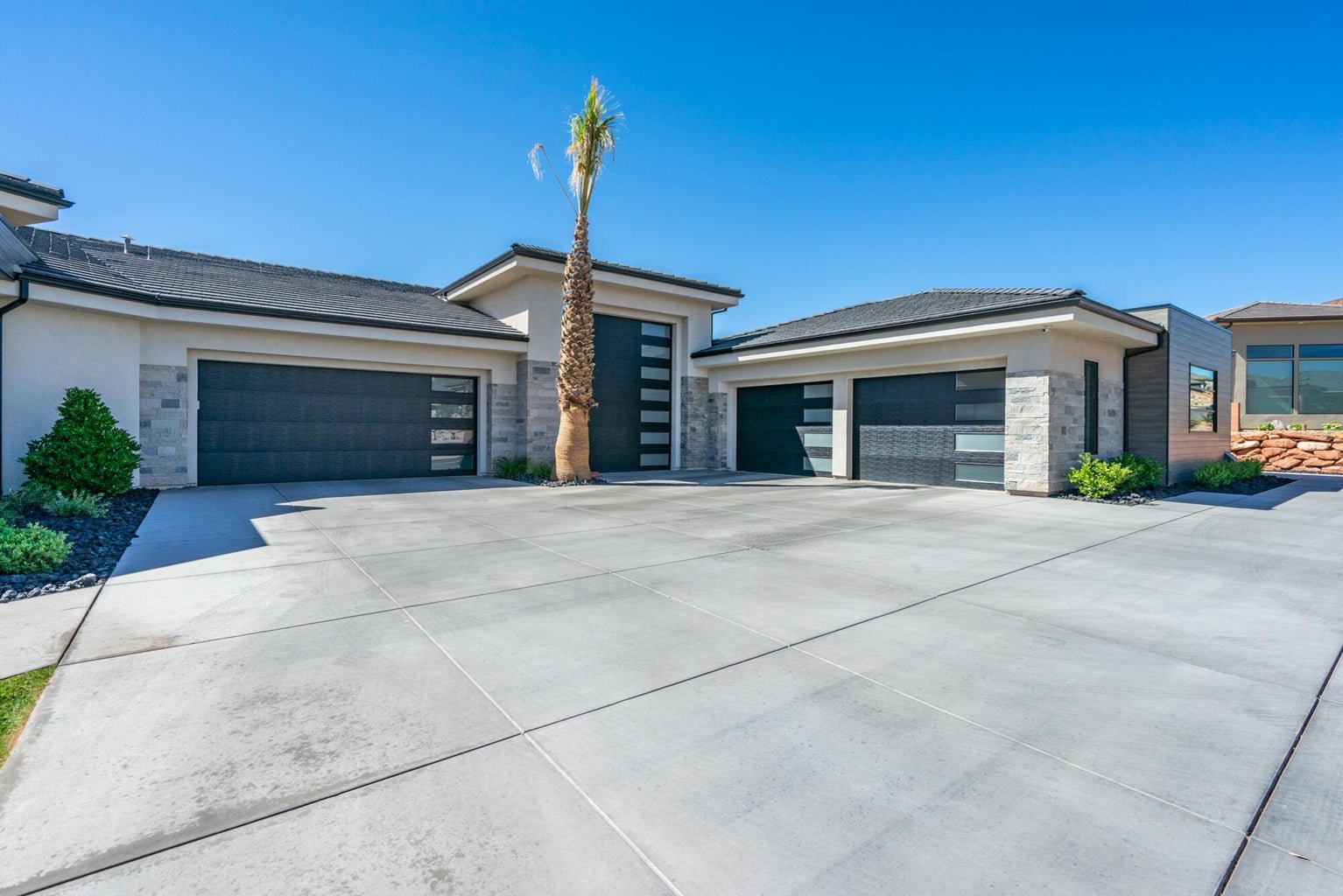 19 Angels Landing Dr