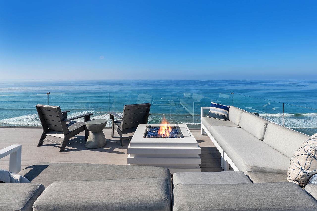 Encinitas Oceanfront Retreat