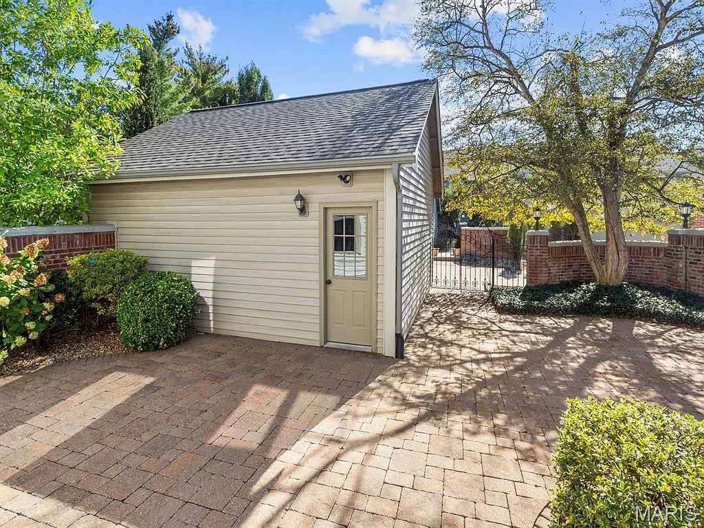 14304 Quiet Meadow Ct E