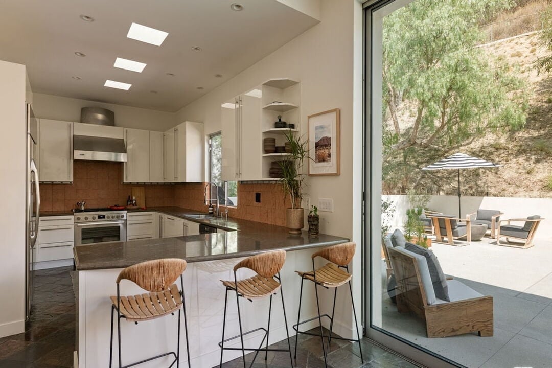 Northstar Pavilion, Amor Rd, 90046