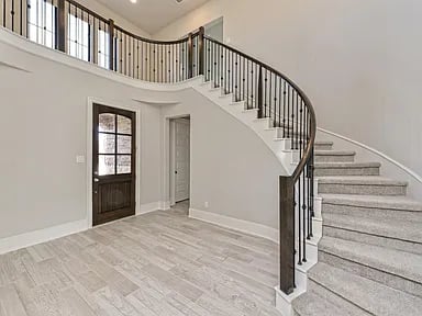 18005 Crofton Cv
