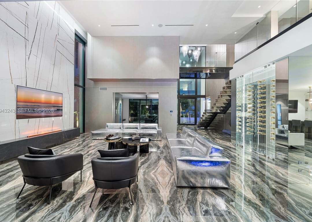 340 San Marco Dr