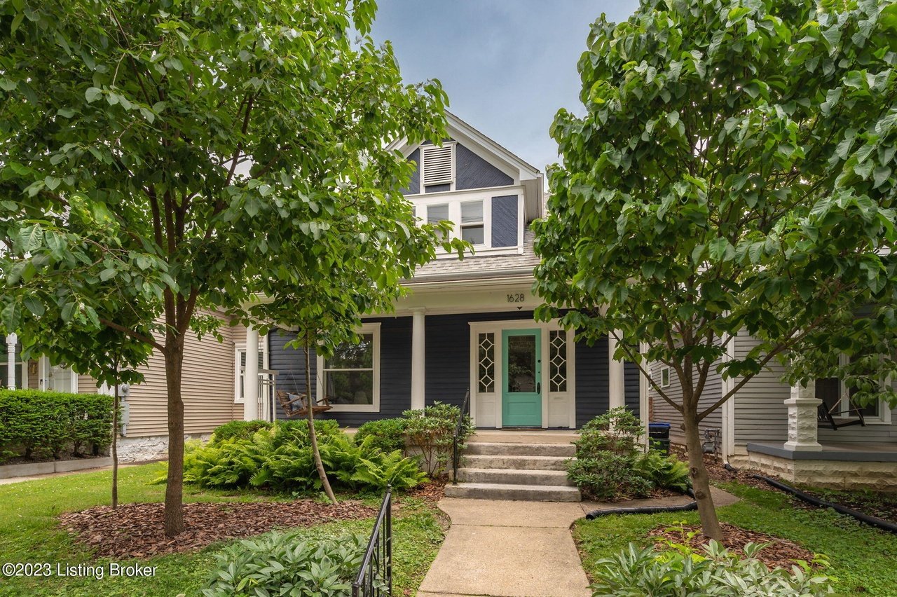 1628 Fernwood Ave