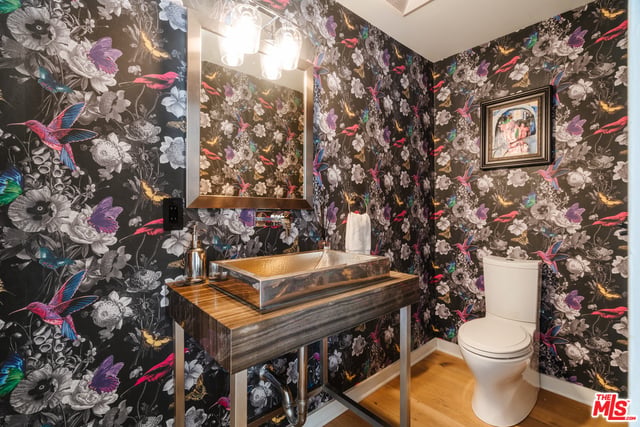 9318 Warbler Way