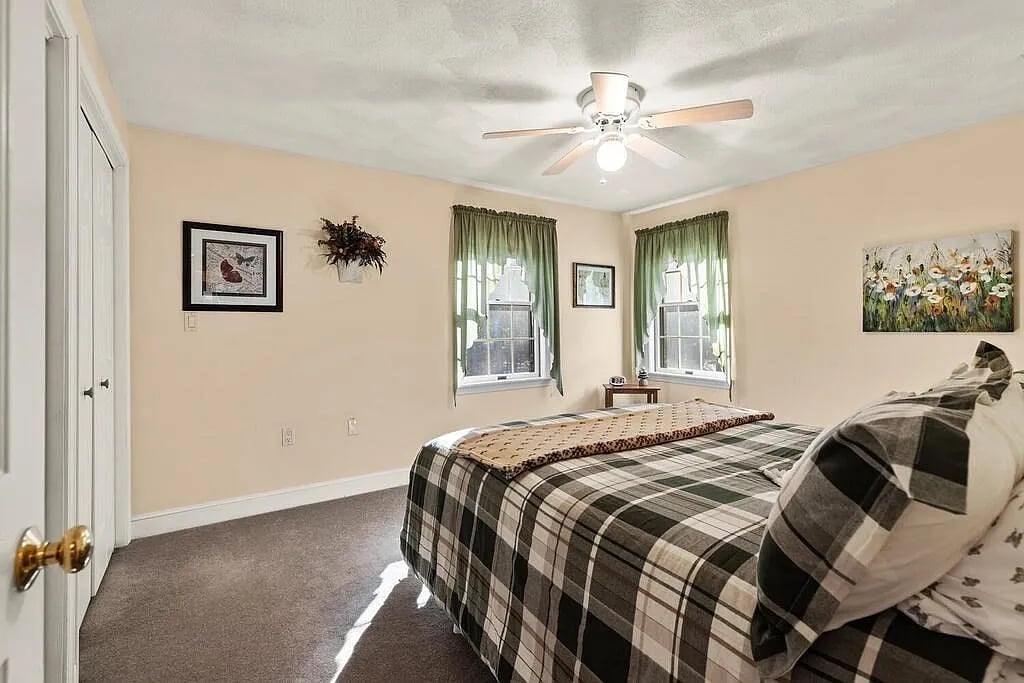 11 Merrills Way