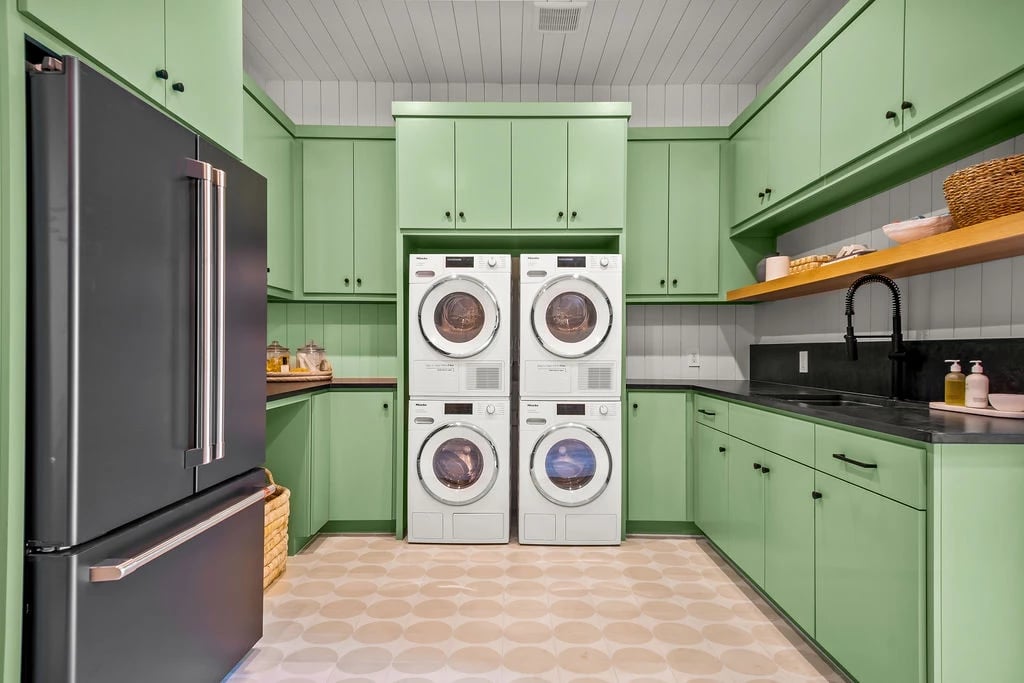 Darling Lane ~ Custom Residence