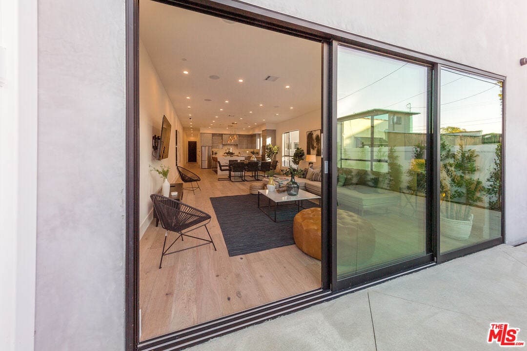 1635 S Sherbourne Dr