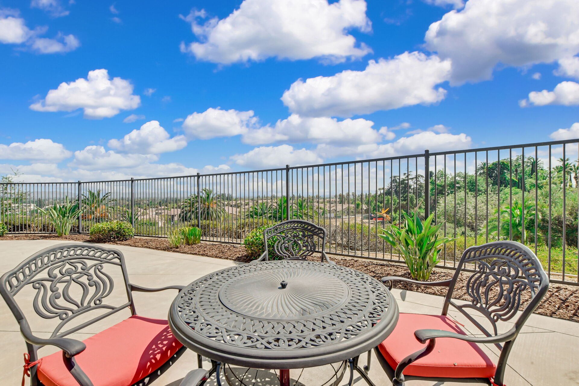 864 E Manresa Drive