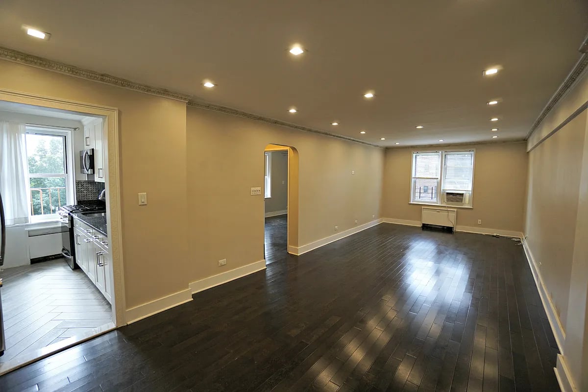 72-81 113th Street Unit: 5F