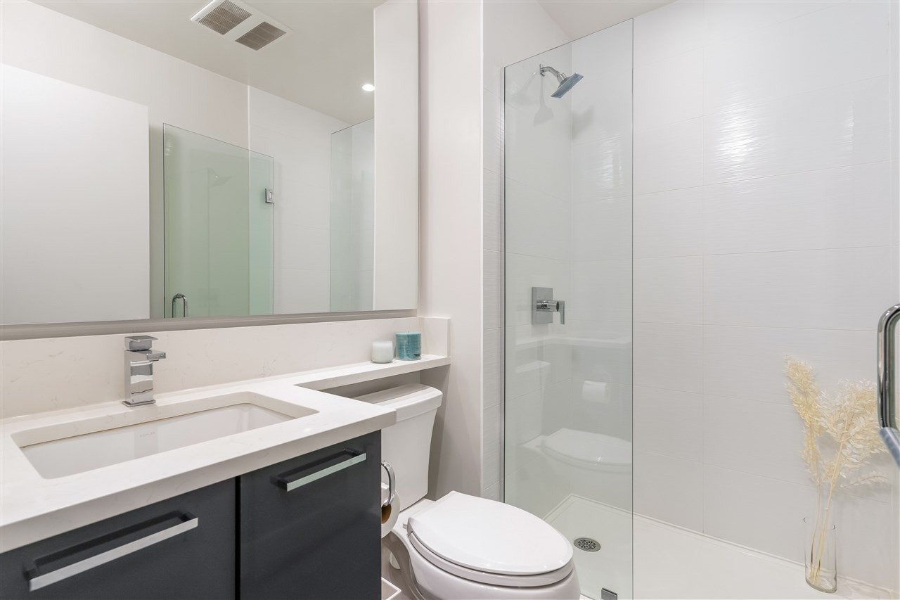 1768 Gilmore Ave, #213