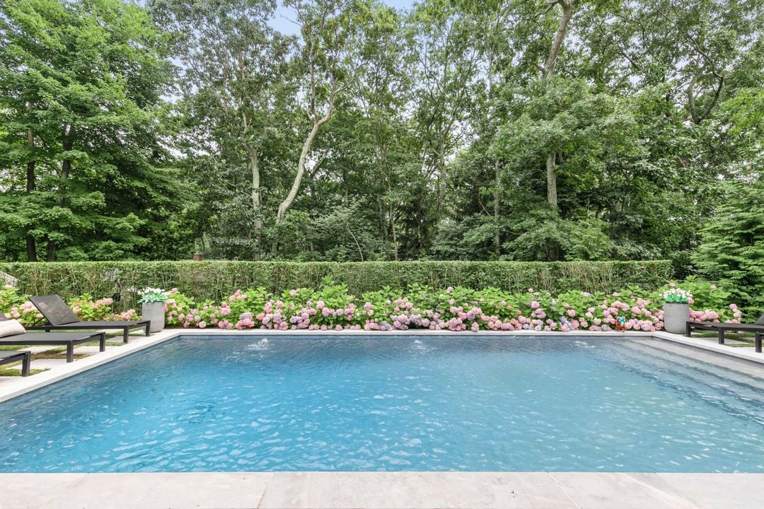 90 Roses Grove Rd