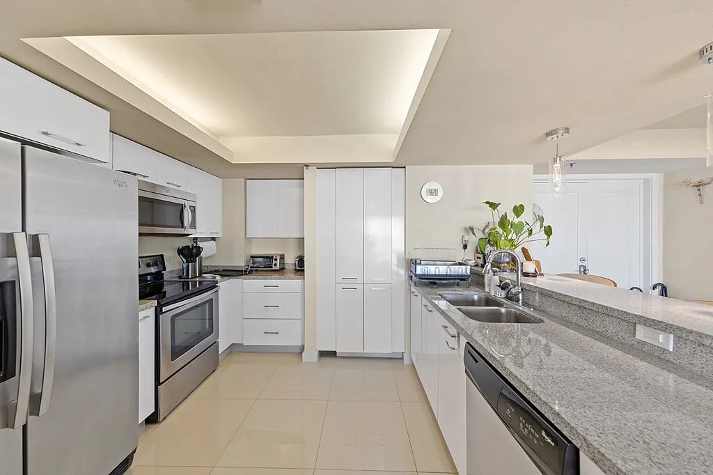 6300 Padre Blvd #801