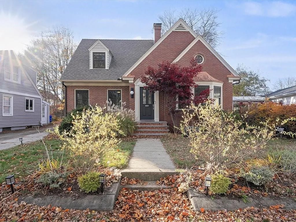 642 Pleasant Valley Pkwy
