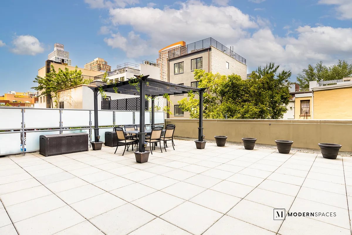 5-49 Borden Ave, #2K