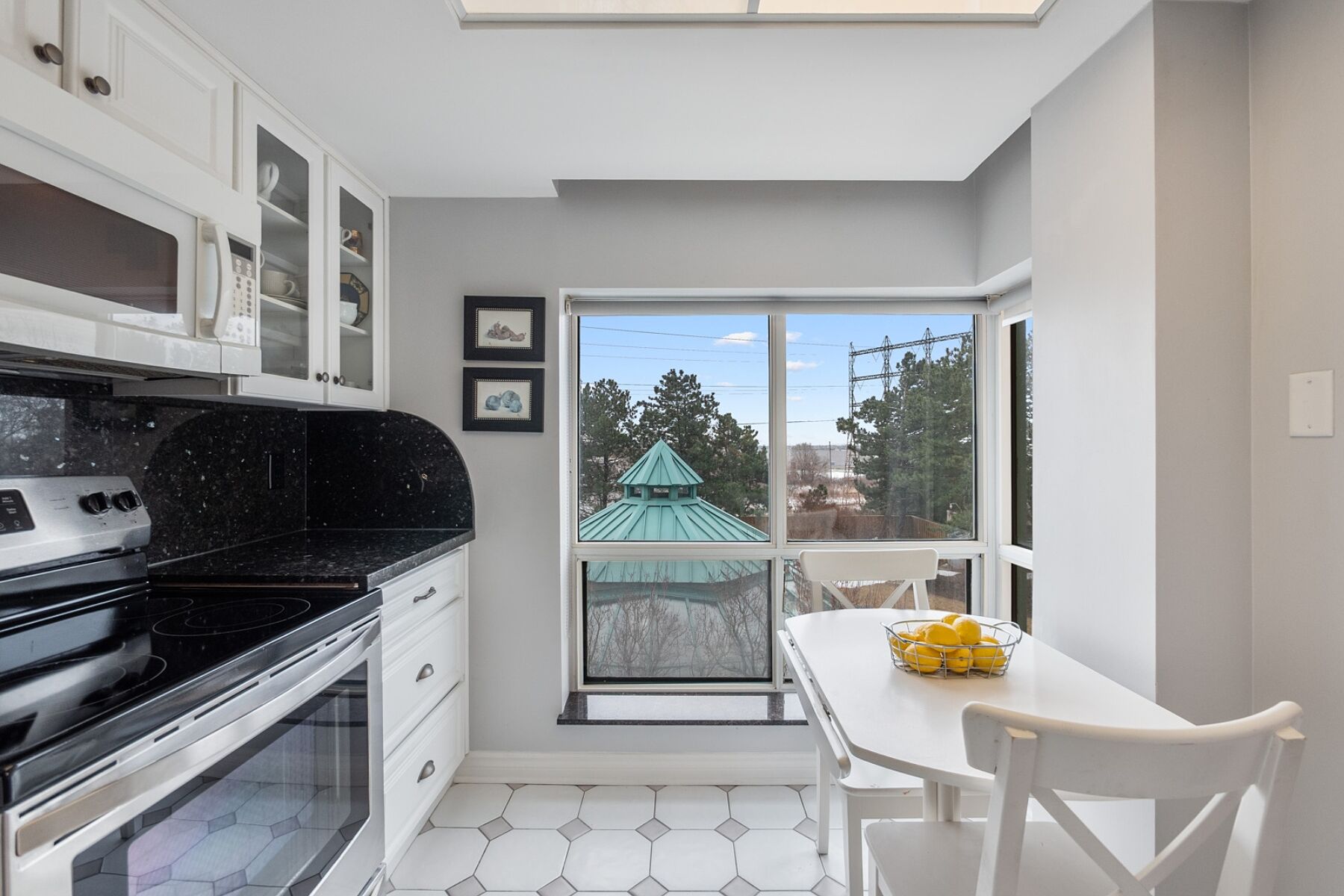 101 Subway Cres #311