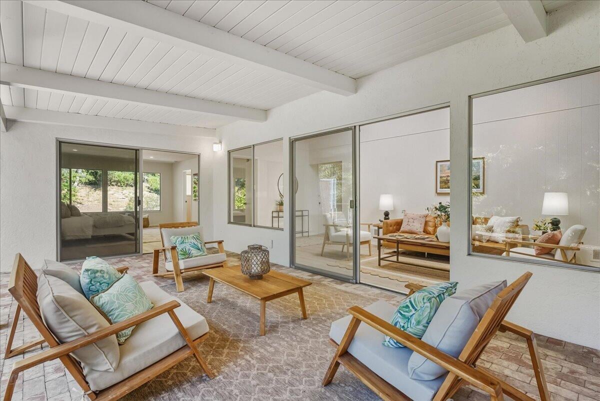 674 Chalk Hill Road, Solvang, Ca 93463