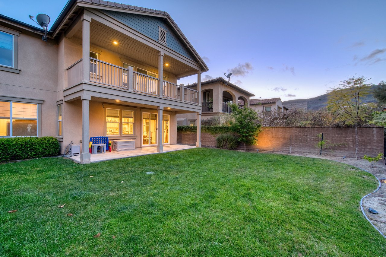 9 Farra Street
