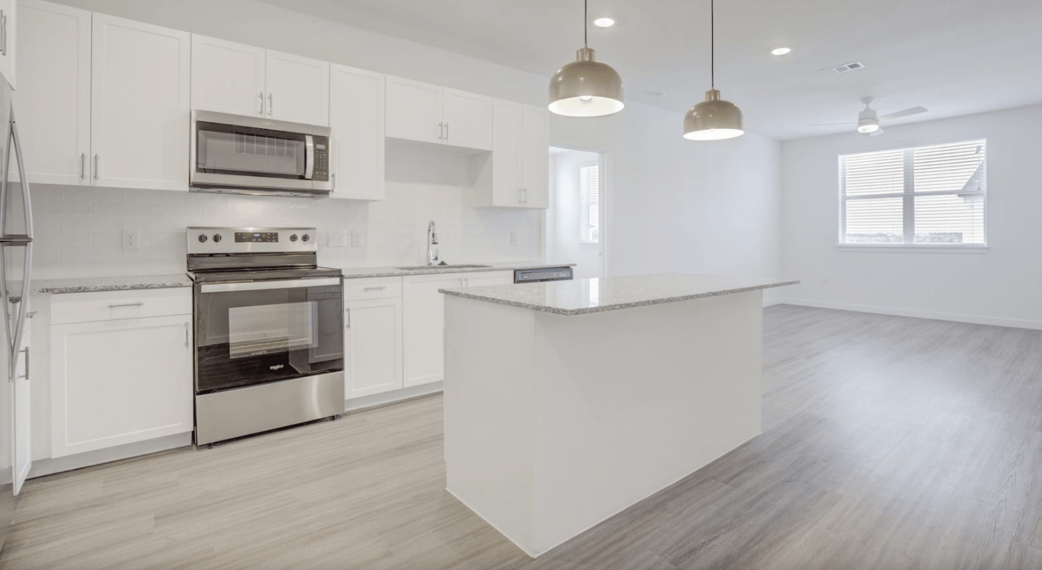 Enjoy up to 12 weeks of base rent FREE!
