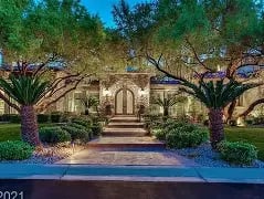 How Walkable Is Anthem Country Club?