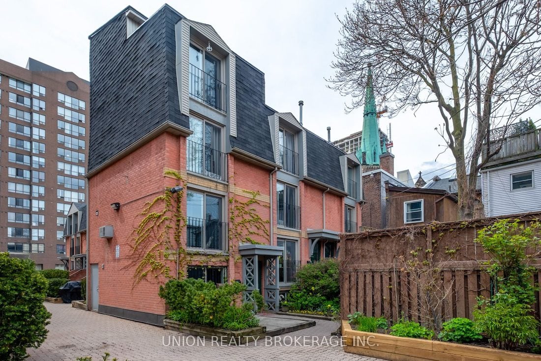 325 Jarvis St, Ste 32