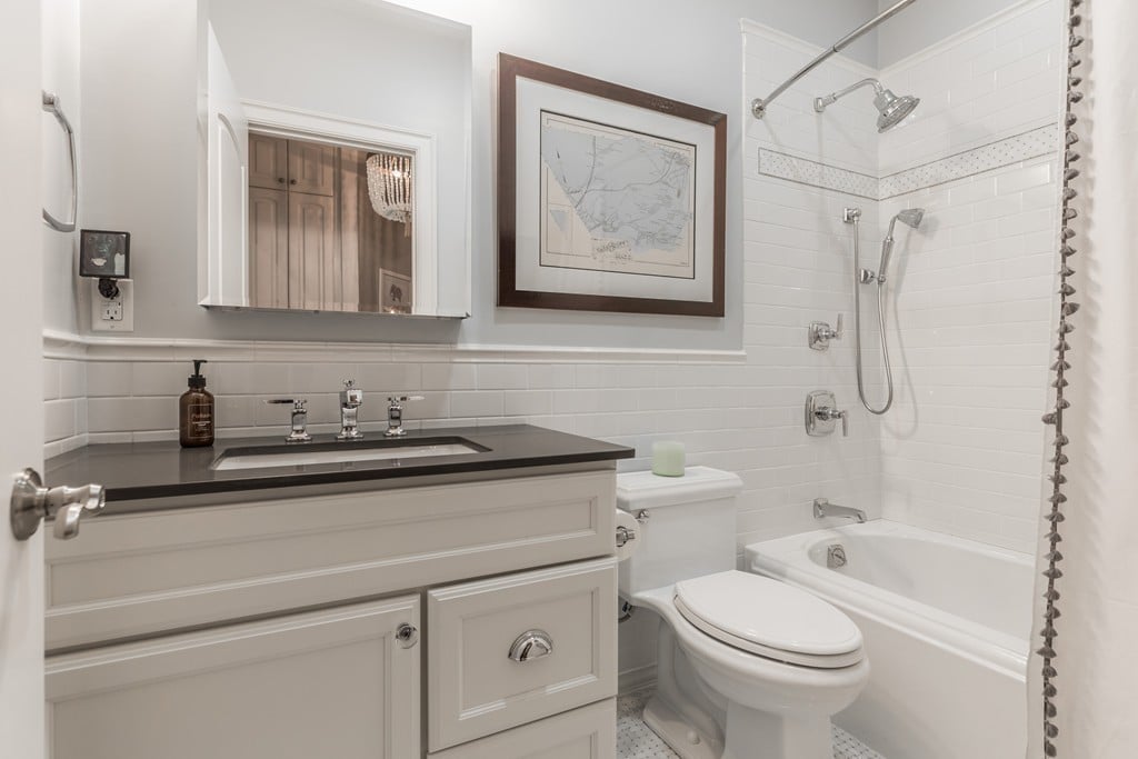 251-253 Marlborough St #2
