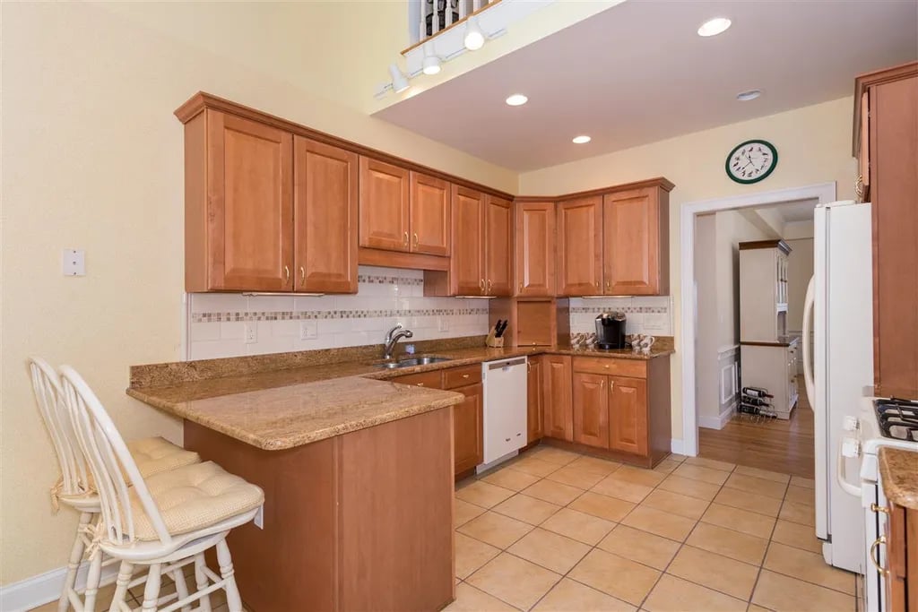 103 Hickory Stick Ln