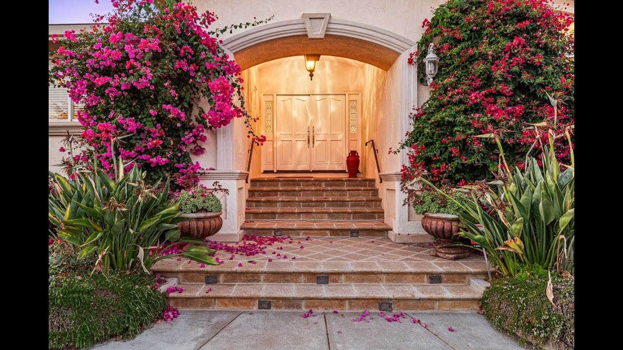 Wine Country Living in the Oakland Hills!