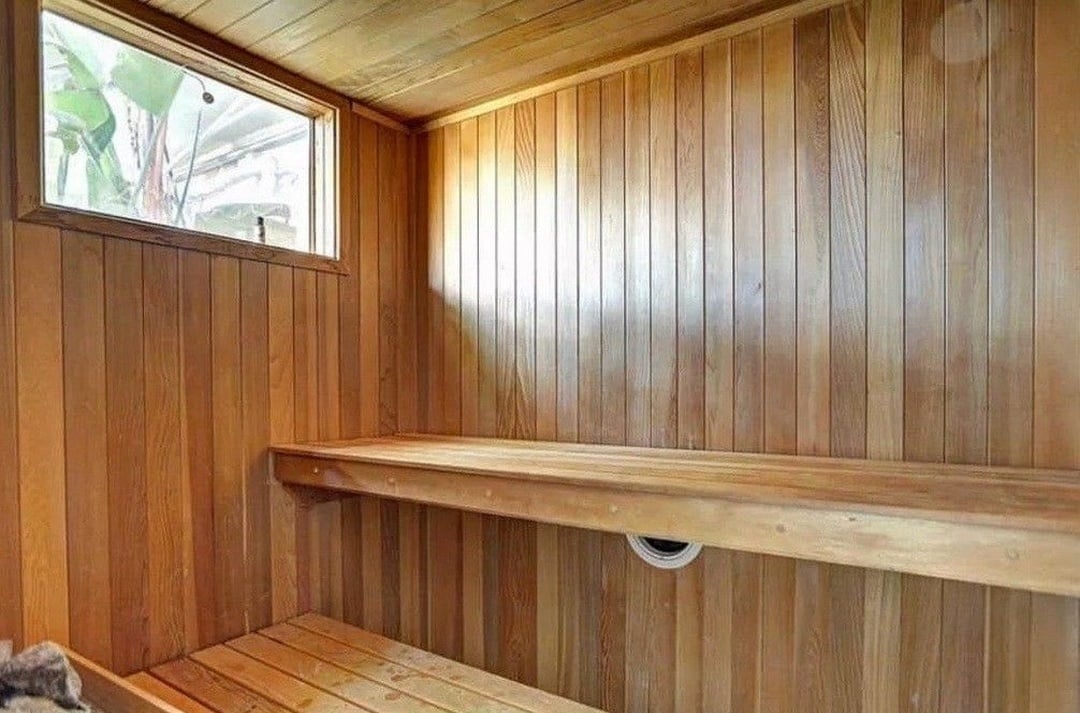 Jade Manor