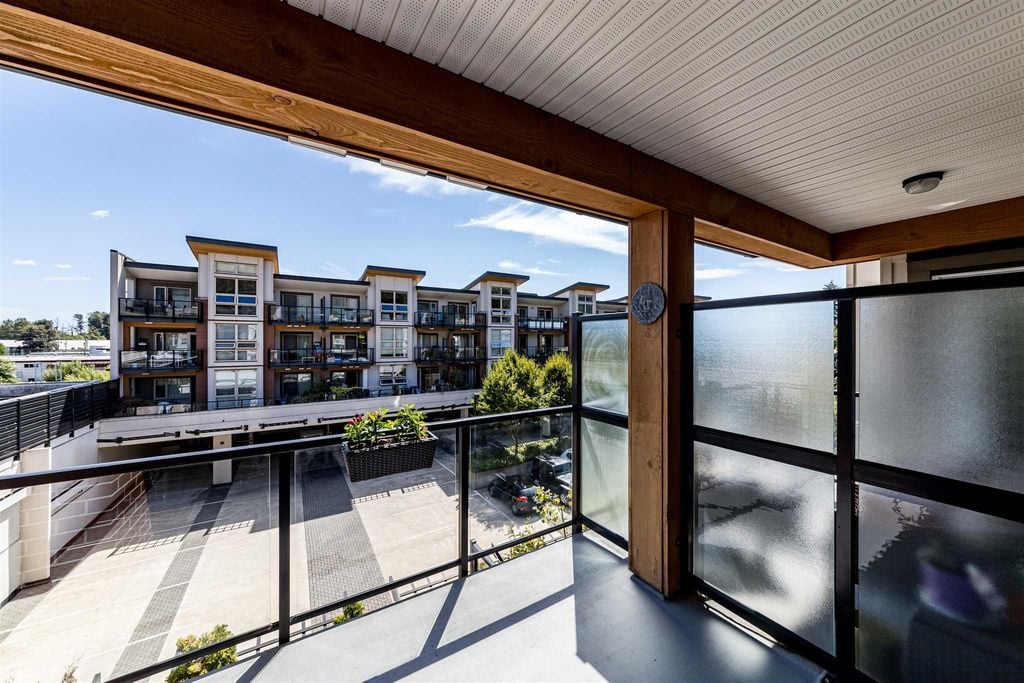 1177 Marine Dr, #311