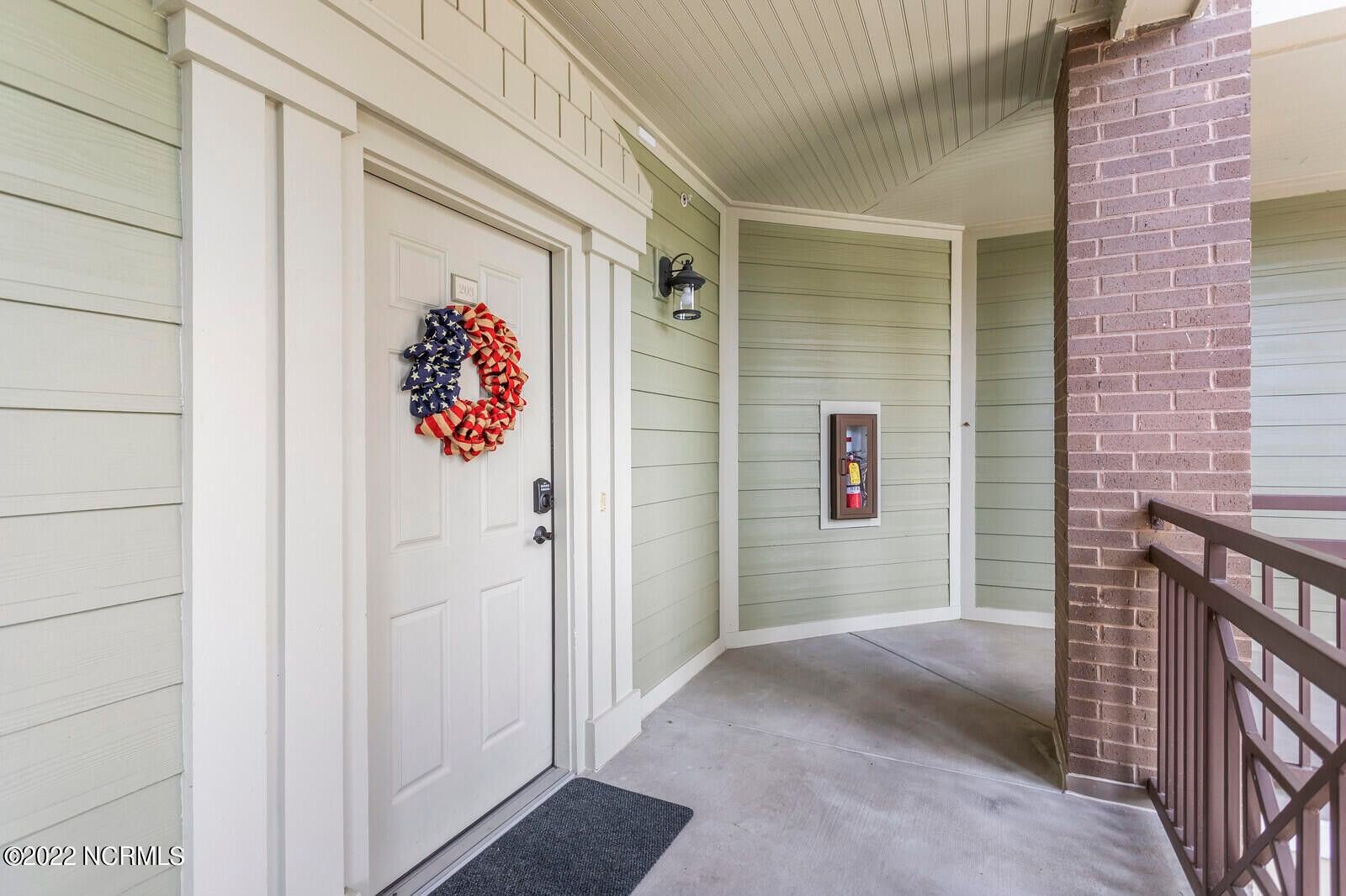 554 Grande Manor Ct 203